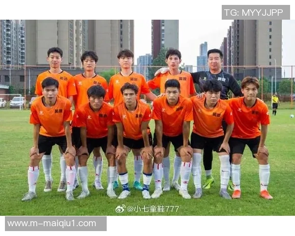 赛后分析西安足球队与武汉足球队的团队协作表现与战术执行情况