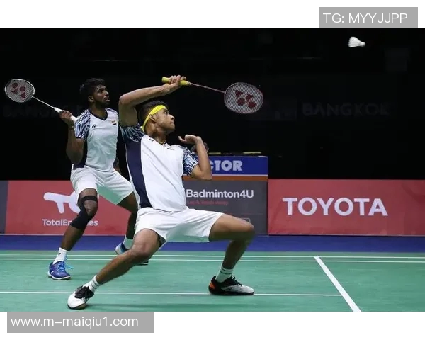 重庆羽毛球队整体压制力分析与欧冠足球表现的对比探讨 重庆羽毛球队整体压制力分析与欧冠足球表现的对比探讨